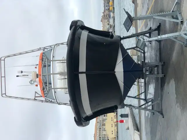 Navă pilot de vânzare