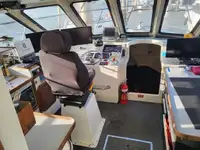 Nava de pescuit tip trauler de vânzare