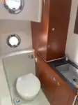 Nava de pescuit tip trauler de vânzare
