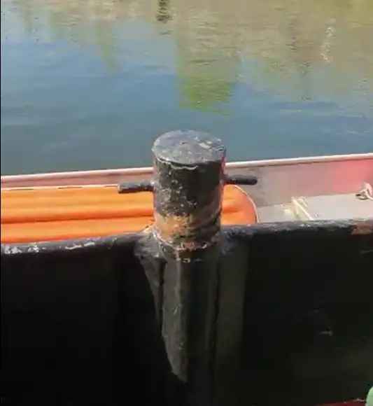 Ambarcațiuni de lucru de vânzare