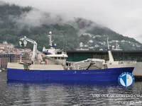 Nava de pescuit cu plase purseine de vânzare