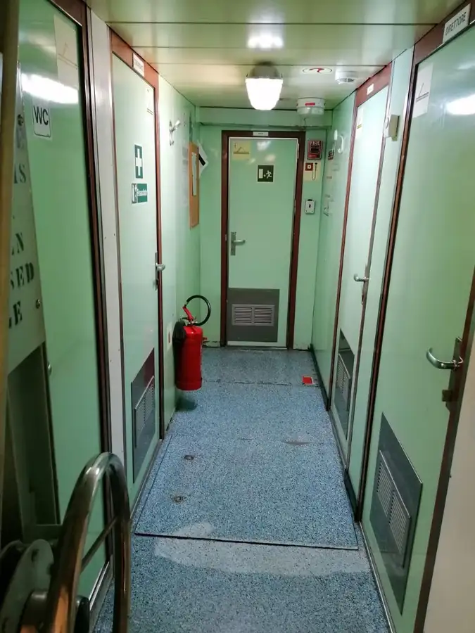 Navă de transport echipaj de vânzare