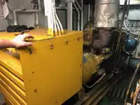 Nava de pescuit tip trauler de vânzare