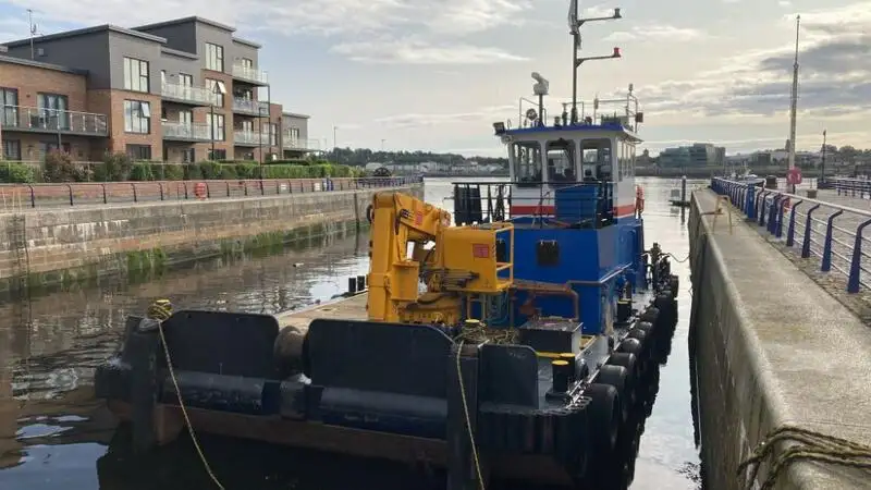 Nava container de vânzare