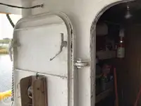 Nava de pescuit tip trauler de vânzare