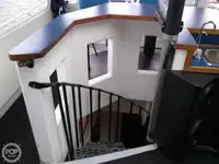 Șalupă de vânzare