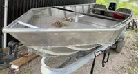 Bărci de lucru de vânzare