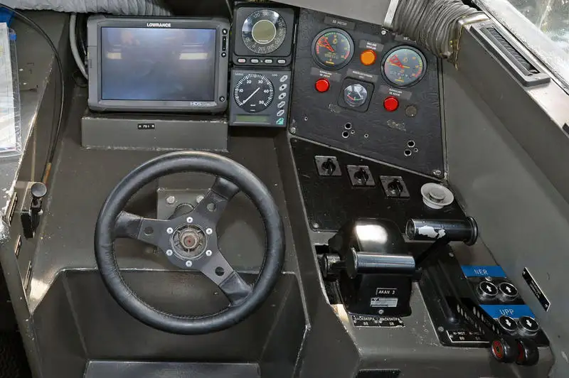Nave navale / militare de vânzare