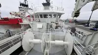 Nava de pescuit tip trauler de vânzare