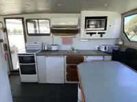 Nava de pescuit cu linii lungi de vânzare