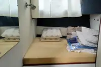 Nava de pescuit tip trauler de vânzare