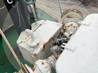Nava de pescuit cu plase tip traul de vânzare