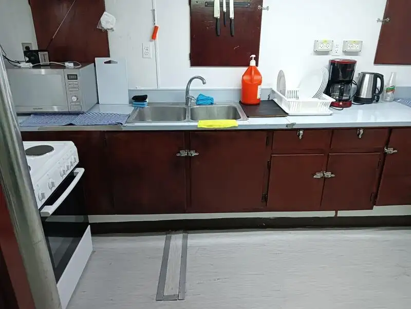 Nava container de vânzare