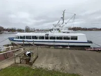 Navă de pasageri de vânzare