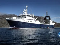 Nava de pescuit tip trauler de vânzare