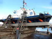 Navă de transport echipaj de vânzare