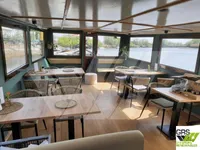 Navă restaurant de vânzare
