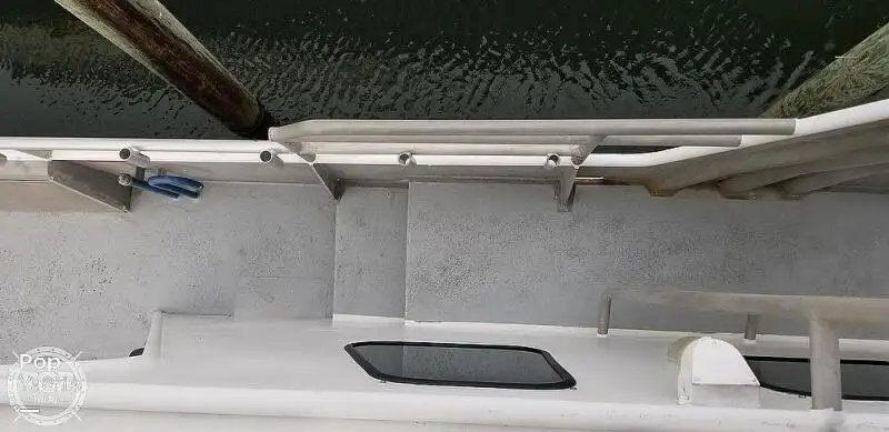 Nava de pescuit tip trauler de vânzare