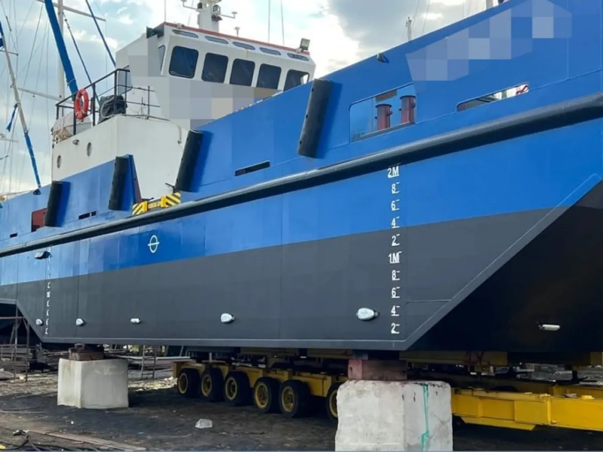 Nava container de vânzare