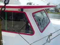 Nava de pescuit tip trauler de vânzare