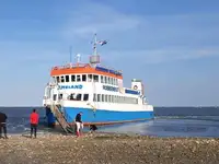 Nava de pasageri de vânzare