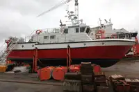 Navă cu feribotul de vânzare