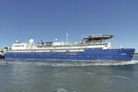 Hotel plutitor de vânzare