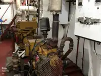 Nava de pescuit tip trauler de vânzare