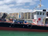 Ambarcațiuni de lucru de vânzare