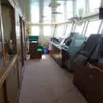 Nava de pescuit tip trauler de vânzare