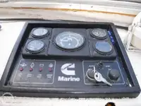 Nava de pescuit tip trauler de vânzare
