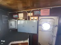 Nava de pescuit tip trauler de vânzare