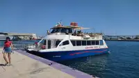 Nava de pasageri de vânzare