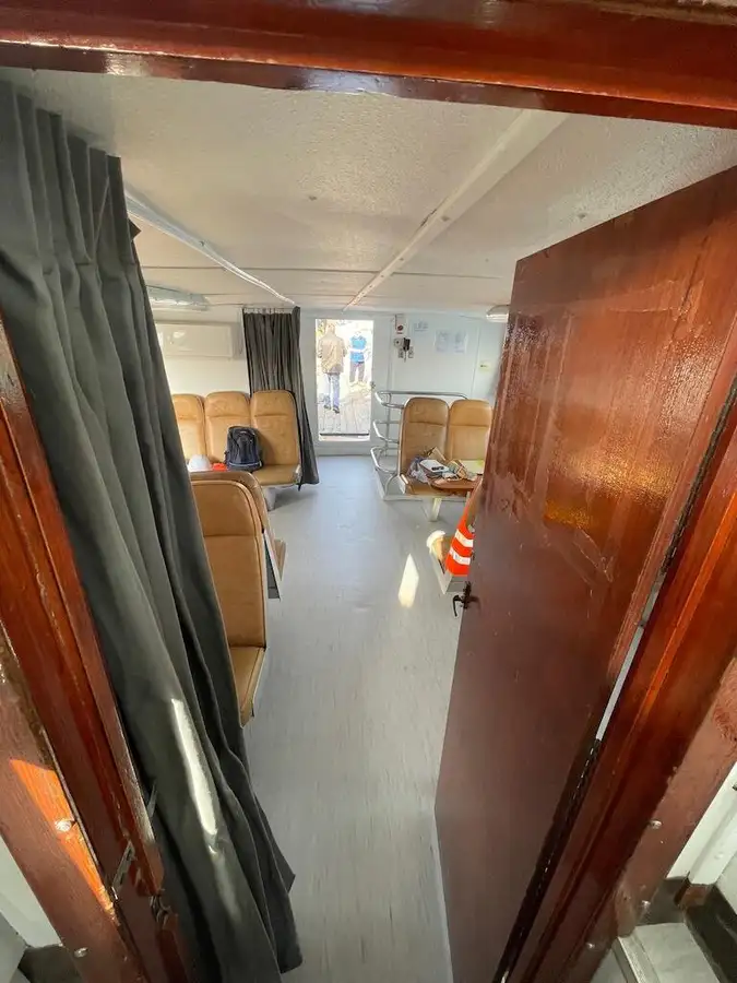 Nava container de vânzare