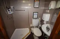 Nava de pescuit tip trauler de vânzare
