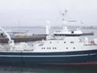 Nava de pescuit tip trauler de vânzare