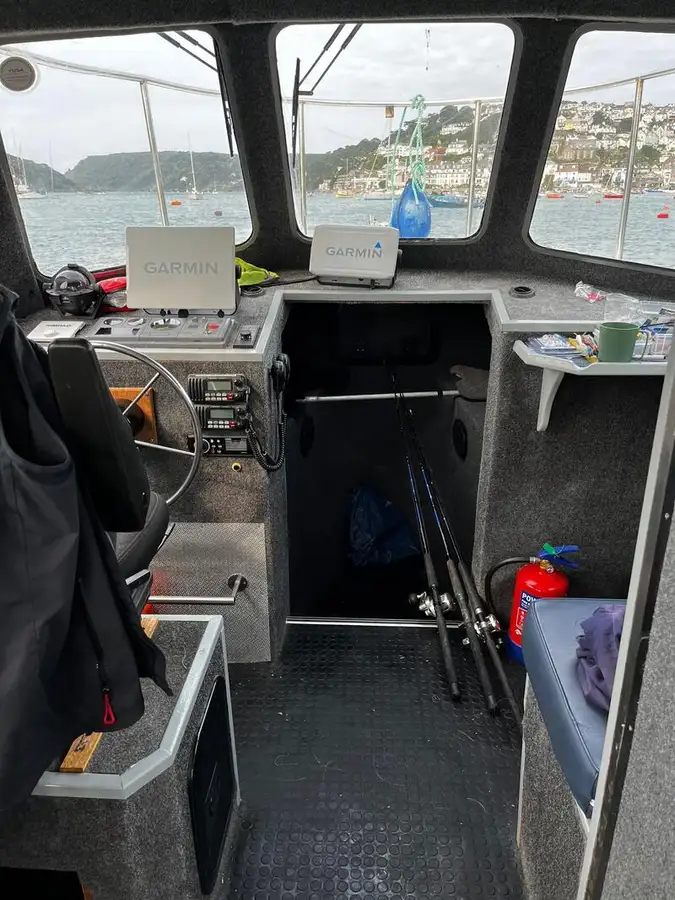 Navă pilot de vânzare