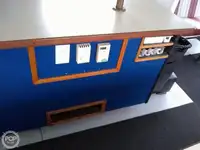 Șalupă de vânzare