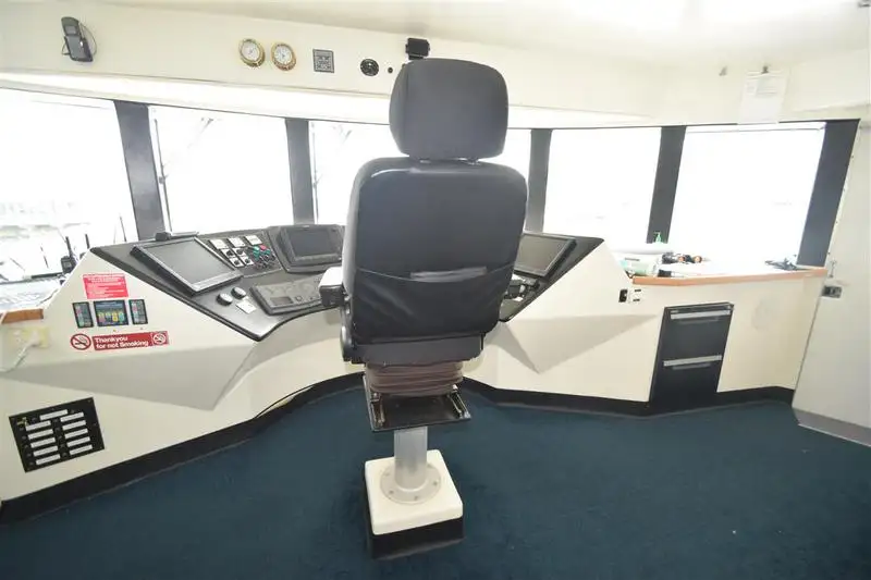 Catamaran de vânzare