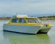 Nava de pasageri de vânzare