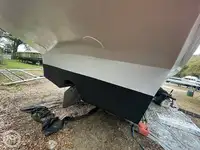 Nava de pescuit tip trauler de vânzare