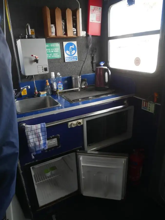 Navă de servicii pentru parcuri eoliene de vânzare
