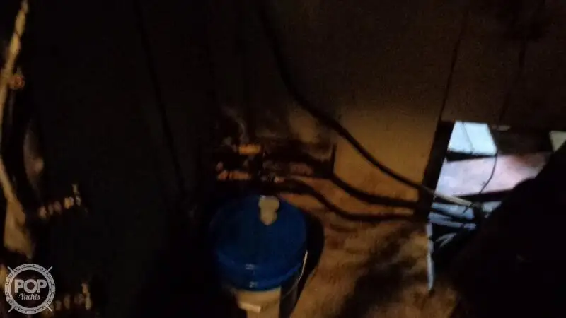 Nava de pescuit tip trauler de vânzare
