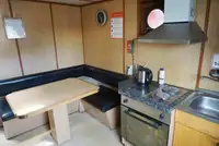 Nava cu macara de vânzare