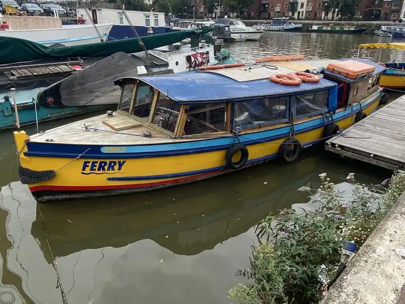 Navă de feribot de vânzare