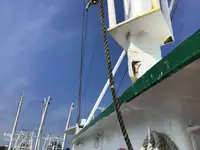Nava de pescuit tip trauler de vânzare