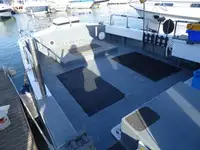 Nava de pescuit tip trauler de vânzare