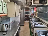 Nava de pescuit cu linii lungi de vânzare