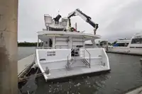 Nava de pescuit tip trauler de vânzare