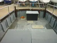 Nava de pescuit tip trauler de vânzare